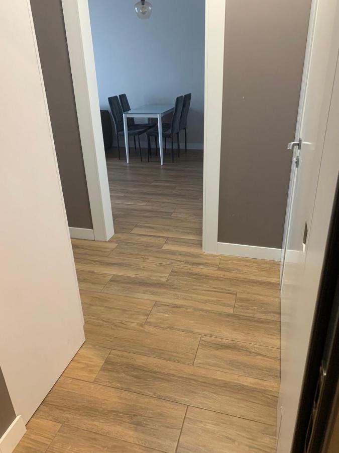 Nyvky Like Home - Fayna Town - Apt 398 Kiev Extérieur photo